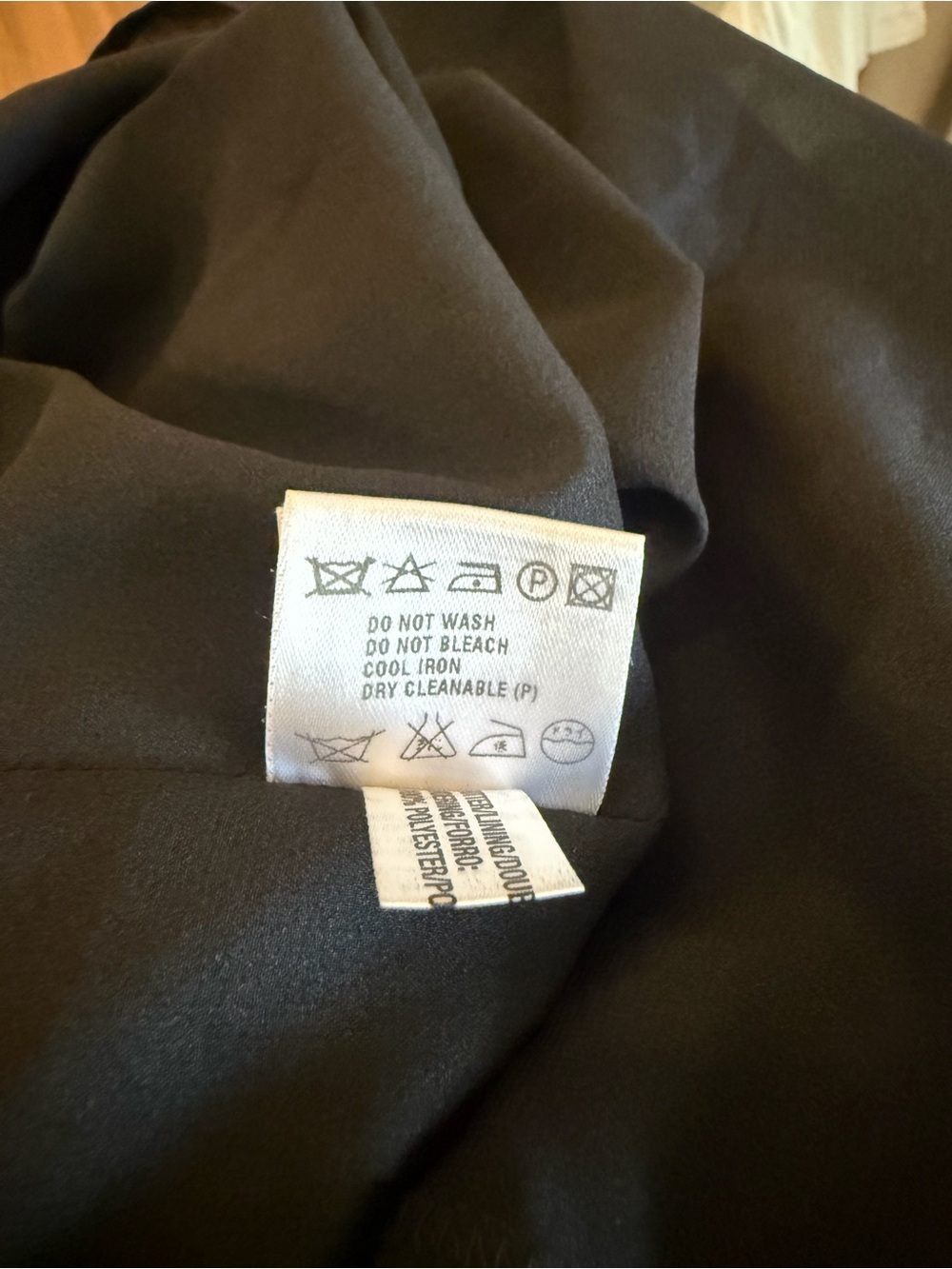 Escada Black Pleated Tiered Midi Dress Sleeveless V Neck EU 36 US 6 Luxury - Picture 9 of 9